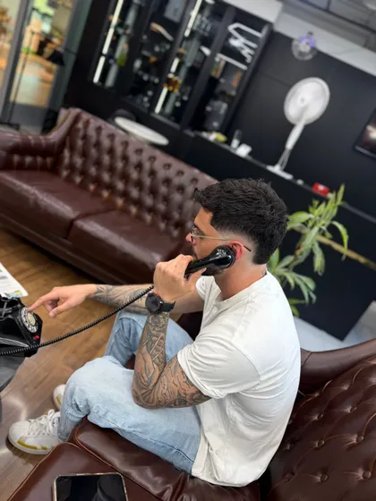 Coupe et barbe réalisées au salon Leli Coiffure à Vernier